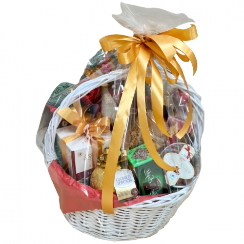 Подарочная корзина для женщины